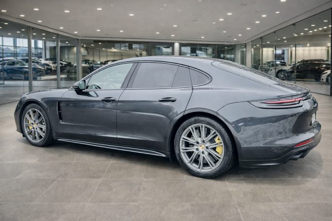 Porsche Panamera GTS